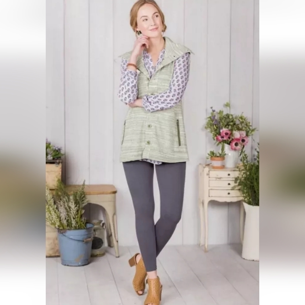 Matilda Jane Out The Door Highneck Button Down Vest Size XS Green Cottagecore
